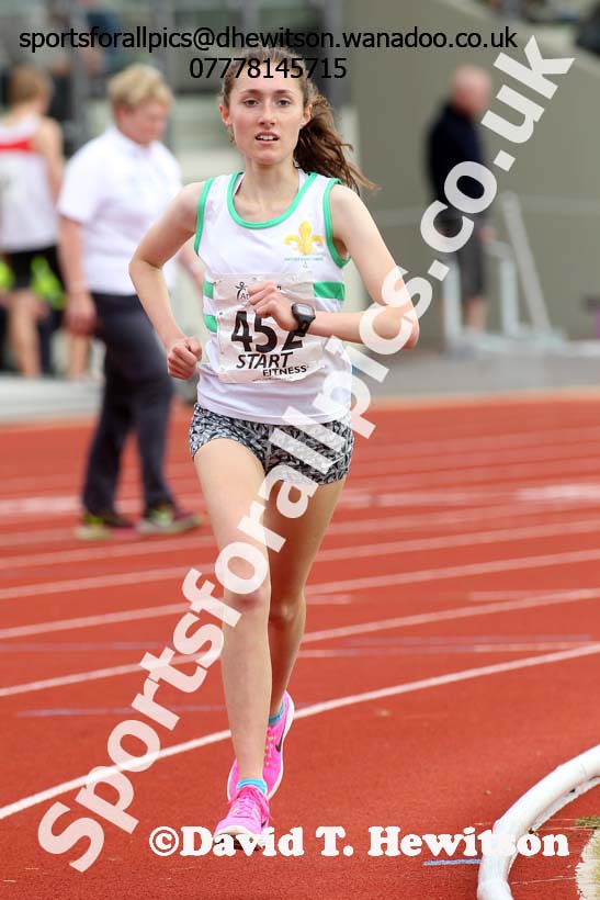 Womens under-17s 3000 metres, Northern Under-13s, U-15s and 17s Championships. Photo: David T. Hewitson/Sports for All Pics